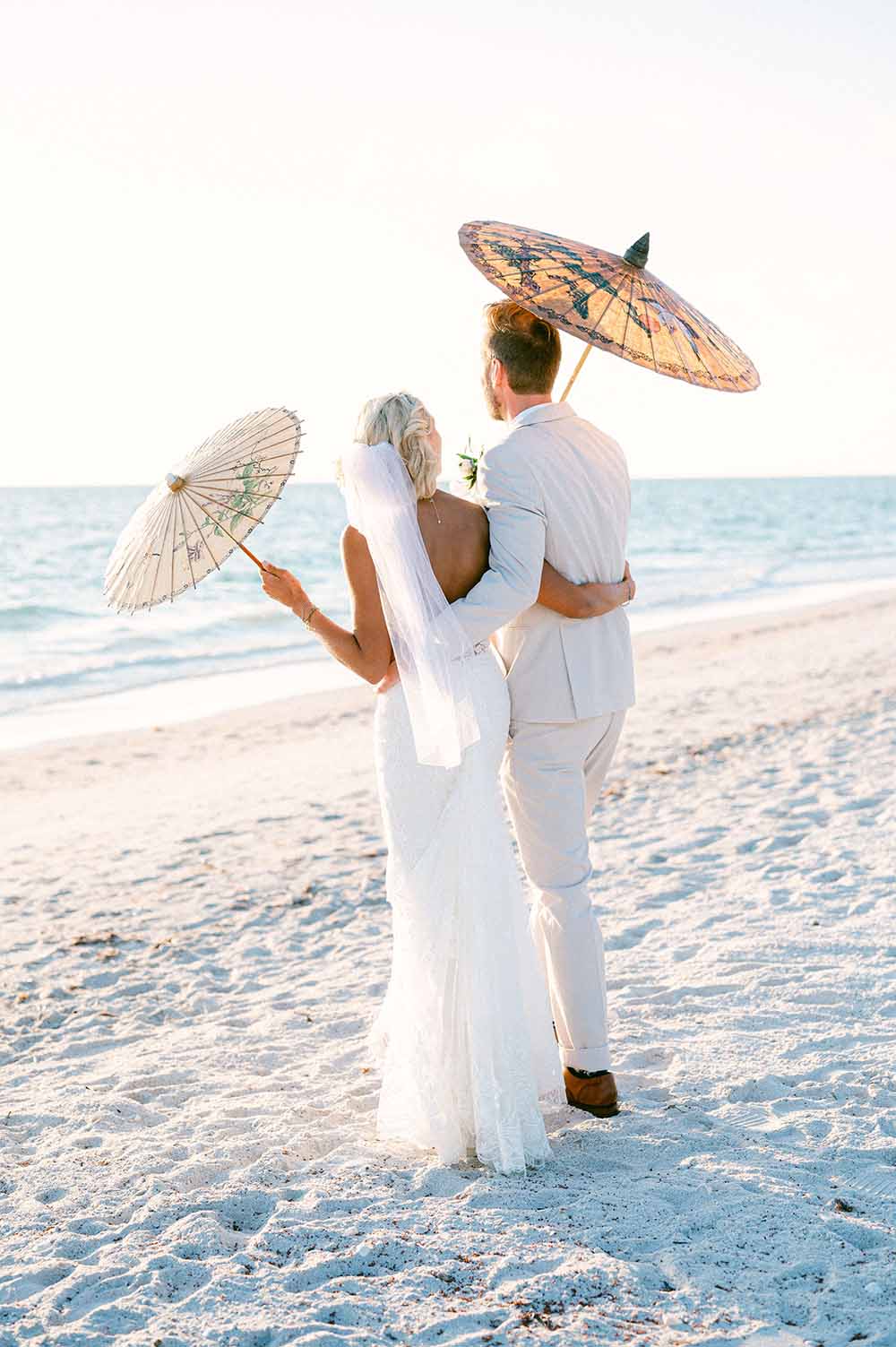 Bride-and-Groom-Wedding-on-Casey-Key-Resort-Beach